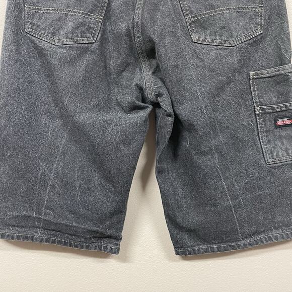 Dickies Loose Fit Faded Black Gray Denim Jean Shorts Size 34 - Picture 6 of 9